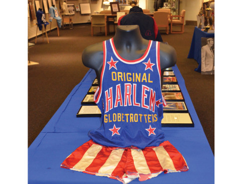 Globetrotter Uniform